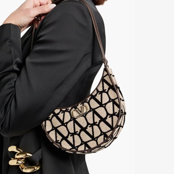 NWT Valentino Garavani VLogo Mini Shoulder Bag Gold Chain-link Leather Strap - Picture 2 of 12